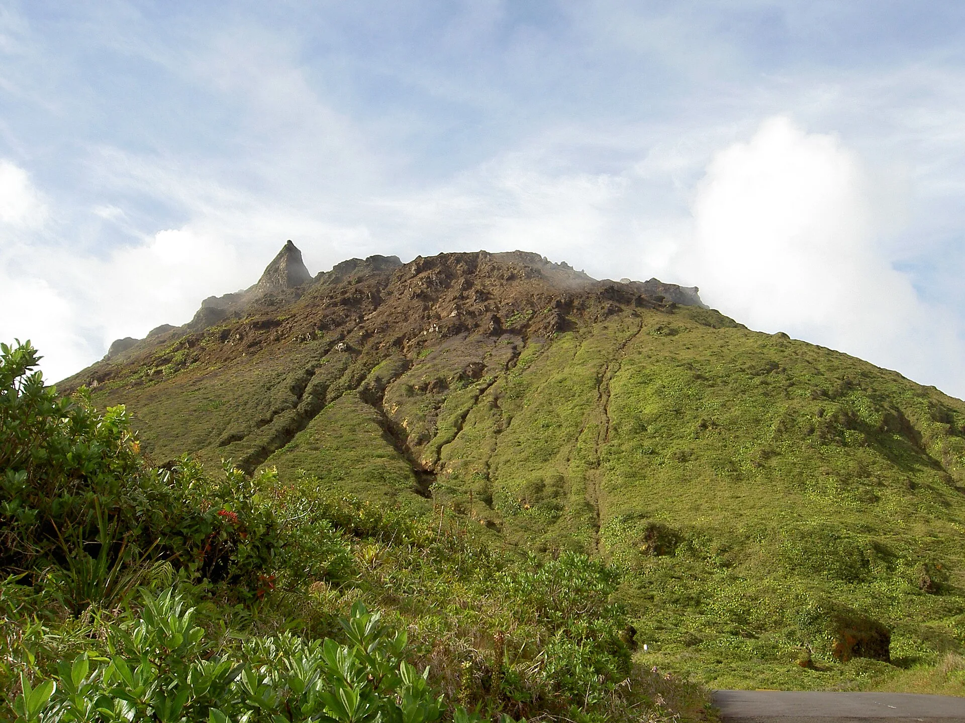 Basse-Terre : volcan, forêt tropicale et côte sous le vent