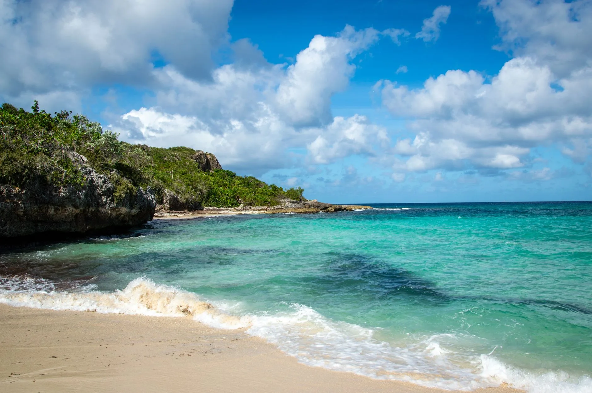 Sainte-Anne : plages de carte postale et ambiance familiale